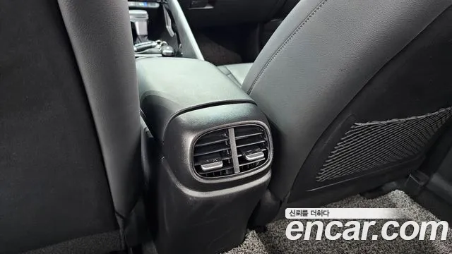Hyundai Avante — фото 33