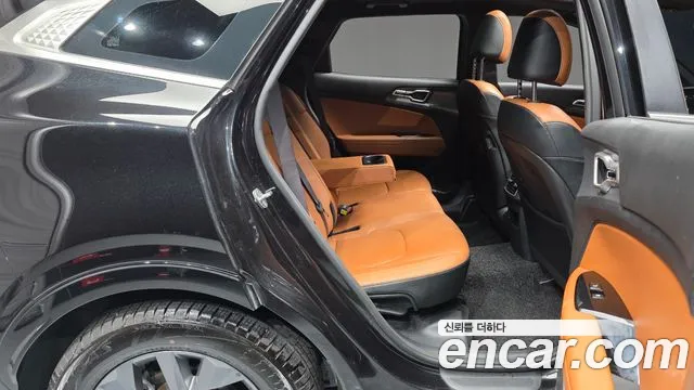 Kia Sportage — фото 11