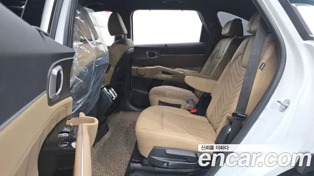 Kia Sorento — фото 11