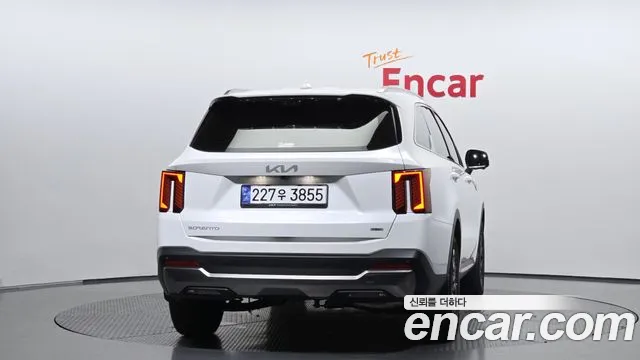 Kia Sorento — фото 3