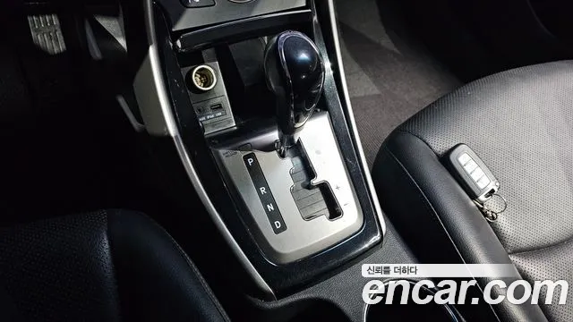 Hyundai Avante — фото 9