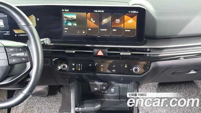 Kia Sportage — фото 13