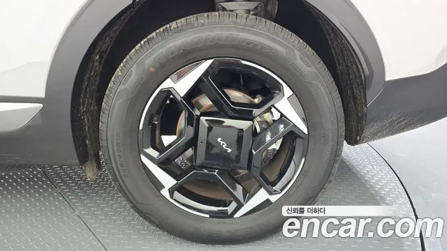 Kia Sportage — фото 21