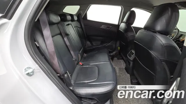 Kia Sportage — фото 10