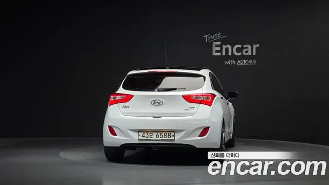Hyundai i30 — фото 3