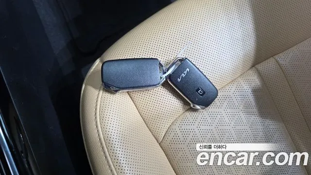Kia Sorento — фото 16