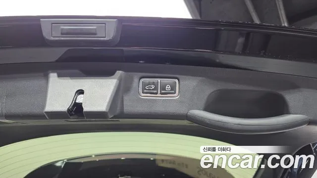 Kia Sorento — фото 17