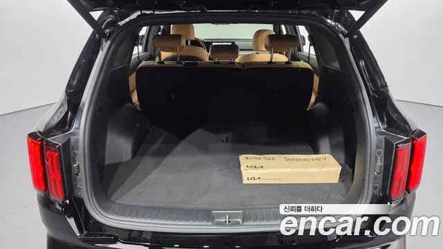 Kia Sorento — фото 18