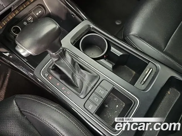 Kia Sorento — фото 7