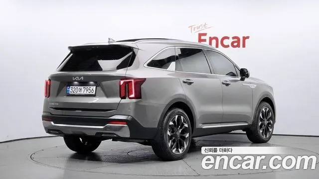 Kia Sorento — фото 2