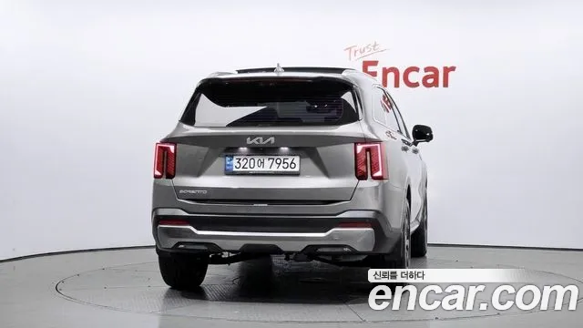 Kia Sorento — фото 4