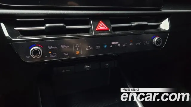 Kia Niro — фото 16