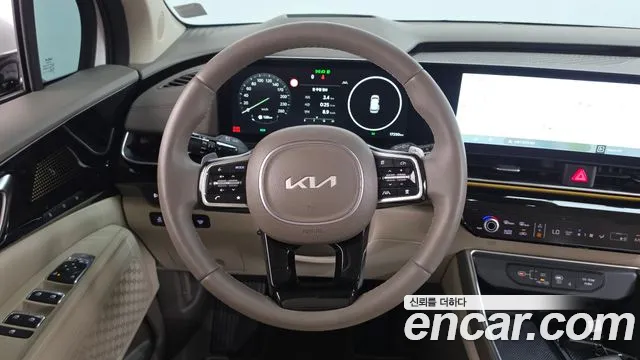 Kia Carnival — фото 13