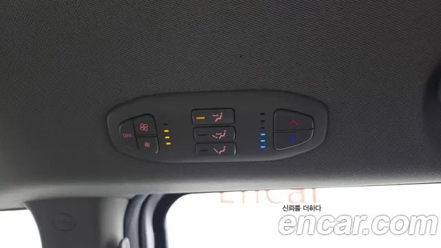 Kia Carnival — фото 19