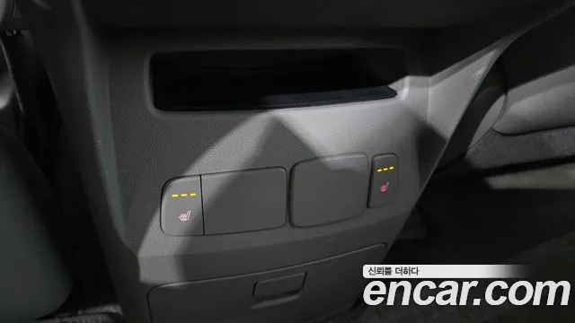 Kia Carnival — фото 20