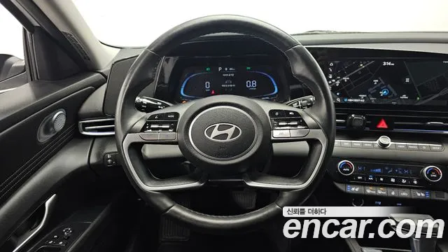 Hyundai Avante — фото 13