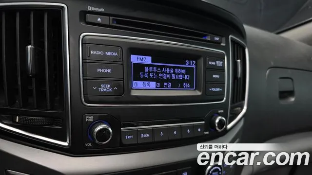 Hyundai Starex — фото 16