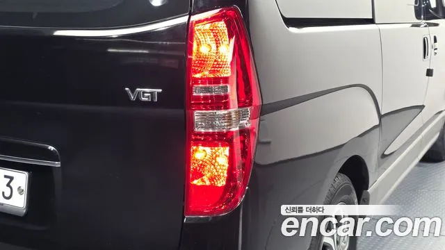 Hyundai Starex — фото 23