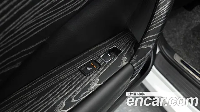 Hyundai Grandeur — фото 17