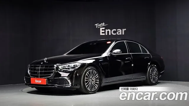 Mercedes-Benz S-Class — фото 1