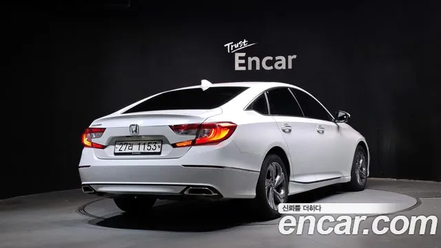 Honda Accord — фото 2