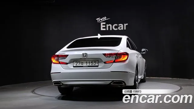 Honda Accord — фото 4