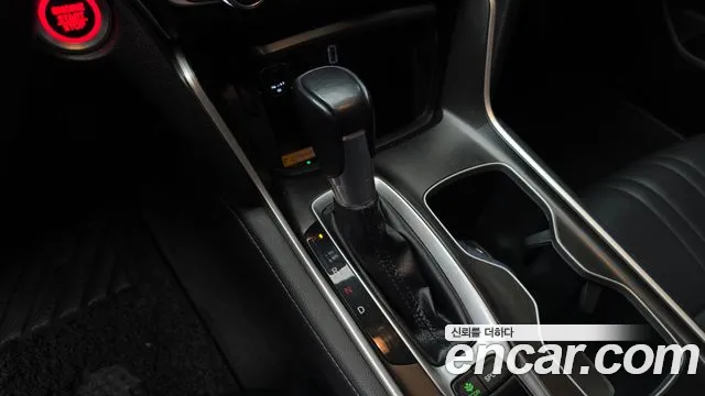 Honda Accord — фото 9