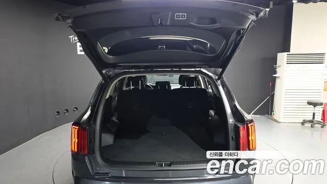 Kia Sorento — фото 19