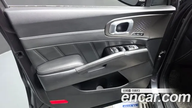 Kia Sorento — фото 24