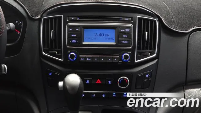 Hyundai Starex — фото 14