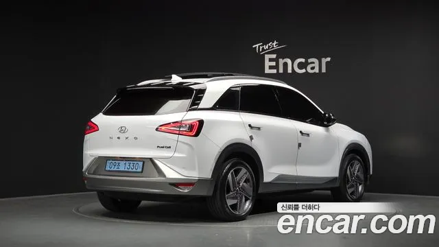 Hyundai Nexo — фото 1