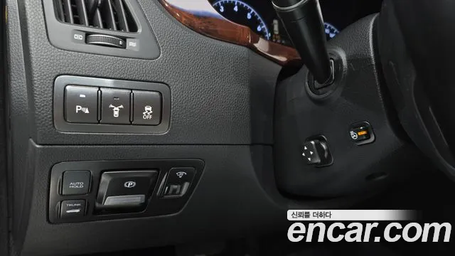 Hyundai Equus — фото 16