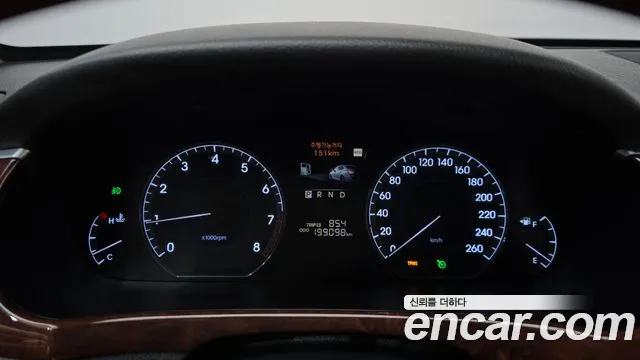 Hyundai Equus — фото 8