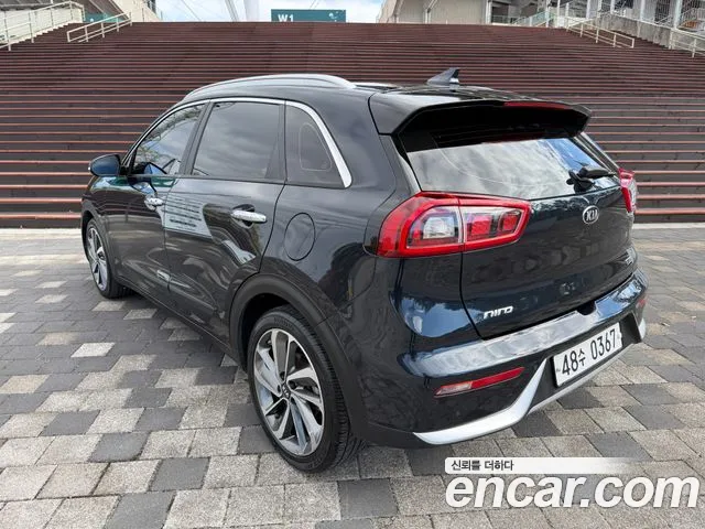 Kia Niro — фото 7