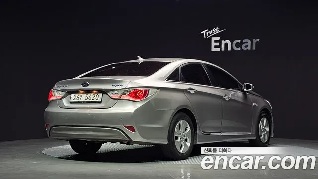 Hyundai Sonata — фото 2
