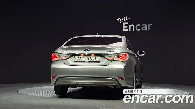 Hyundai Sonata — фото 4