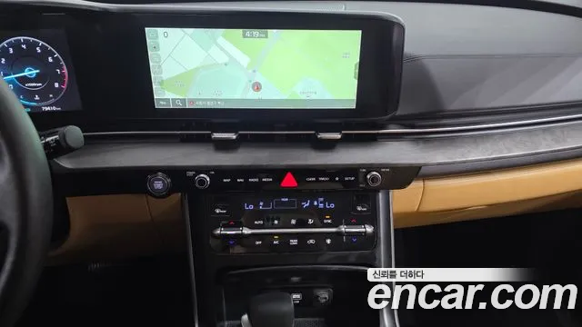 Kia Carnival — фото 12