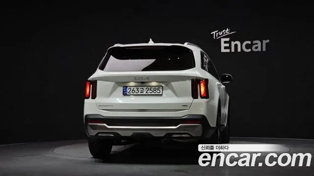 Kia Sorento — фото 4