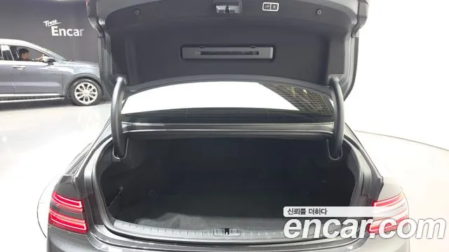 Genesis G80 — фото 19