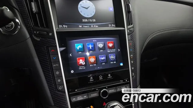 Infiniti Q60 — фото 16