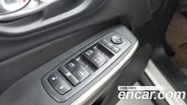 Jeep Cherokee — фото 28