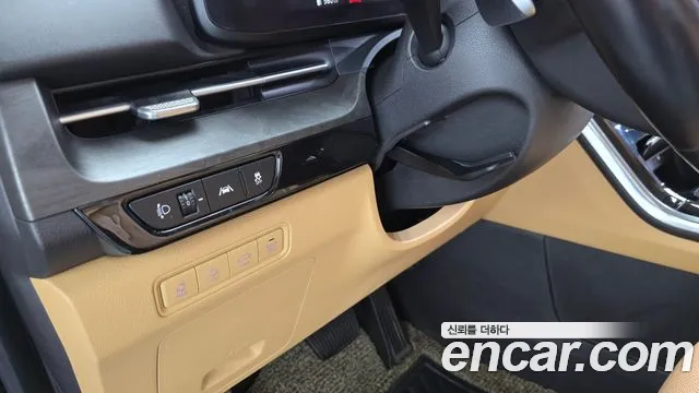 Kia Carnival — фото 18