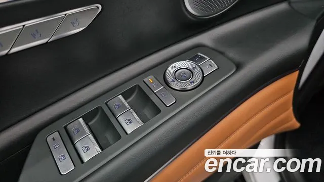 Genesis GV80 — фото 18