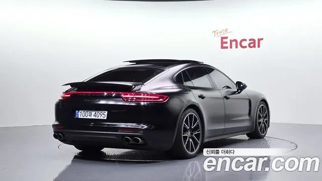 Porsche Panamera — фото 2