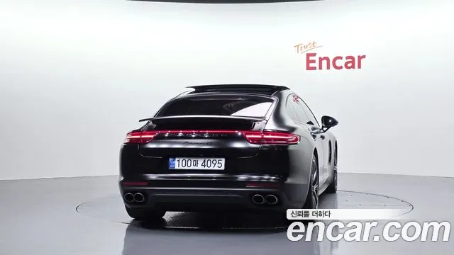 Porsche Panamera — фото 4