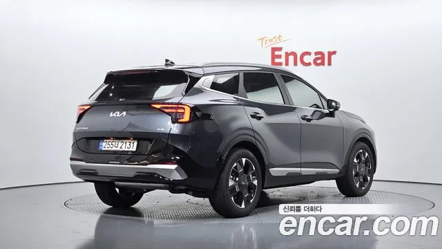 Kia Sportage — фото 1