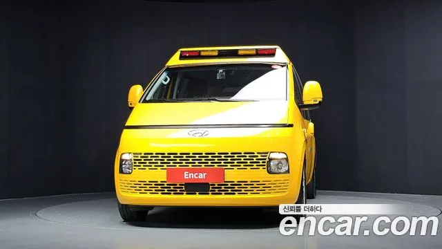 Hyundai Staria — фото 3