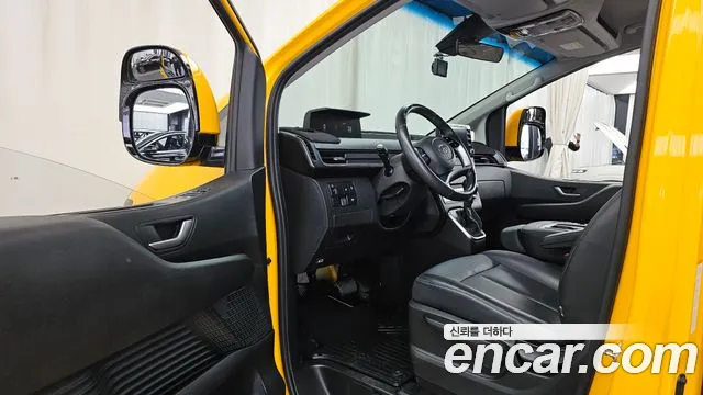 Hyundai Staria — фото 10