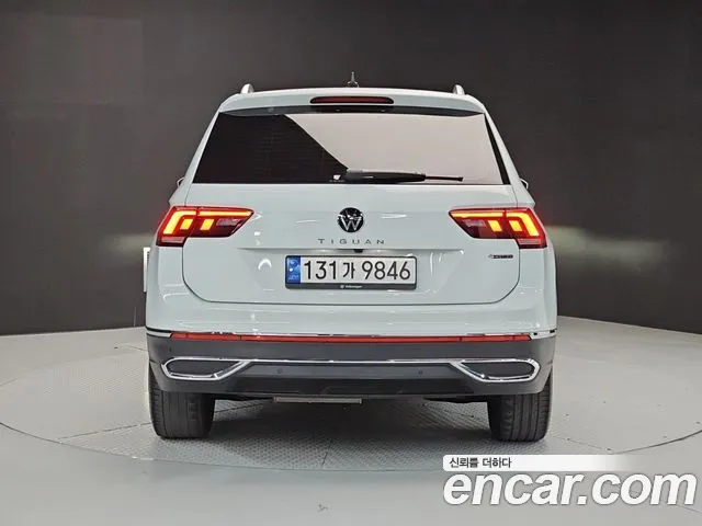 Volkswagen Tiguan — фото 3
