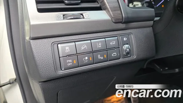 KG_Mobility_Ssangyong Rexton — фото 16